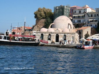 Ancienne Mosquée sur le port de Chania